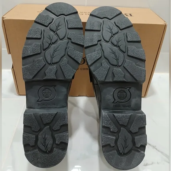 BORN CARRERA Womens Black Loafers New In Box