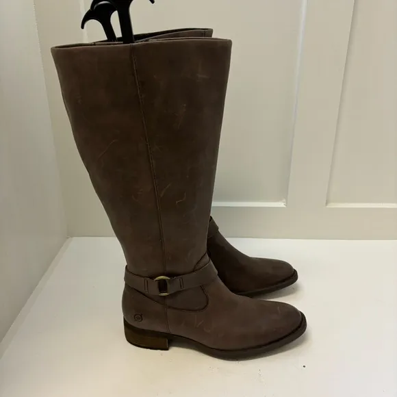 Born Saddler Taupe Distressed Riding Boots Buckle Wide Calf Sz 6.5