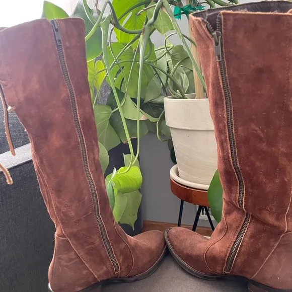 Born Womens 7.5M Felicia Tobacco Suede Boots Back Lace Up Boho
