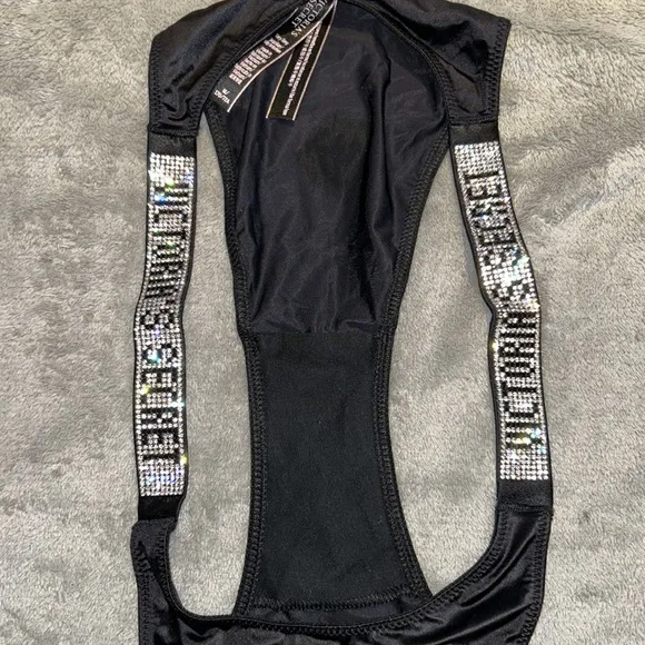 ♡BRAND NEW 1ST RELEASE 3-PIECE ☆Shine Strap☆ SET. 32B♡ Medium Panty♡ XS/SGarter♡