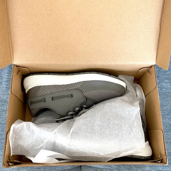 BRAND NEW - SPERRY Boat Water Walk Shoes Boys Kids SP-7 SEAS 3 GREY - Size 12.5