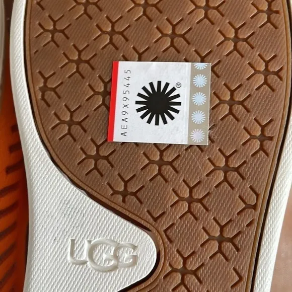 Brand New UGG Sammy Breeze Slip-On Bright Neon Orange Sneakers