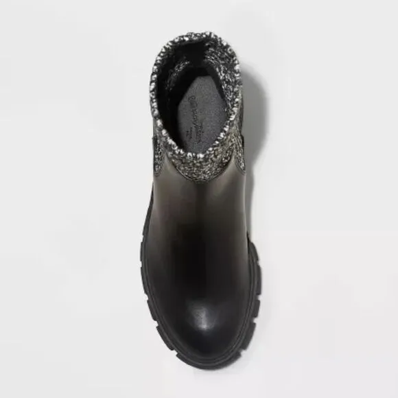 BRAND New gorgeous ladies boots sz 10