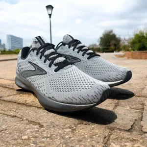 Brooks Levitate 5 Mens 10 D Shoes Gray Running Walking Gym Cushion Lace Up
