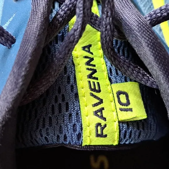 Brooks Mens Ravena‎ 10 Running/Training Sneakers Blue Knit/Yellow Swish Size 12