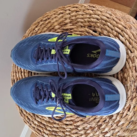 Brooks Mens Ravena‎ 10 Running/Training Sneakers Blue Knit/Yellow Swish Size 12