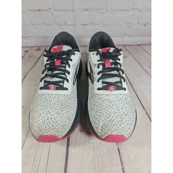 Brooks Trace 1 Womens 9 White Black Running Shoes Athletic Sneakers Gym Walk