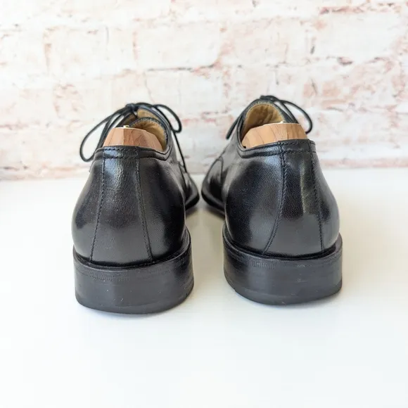 Bruno Magli Black Leather Loafers Slip-Ons
