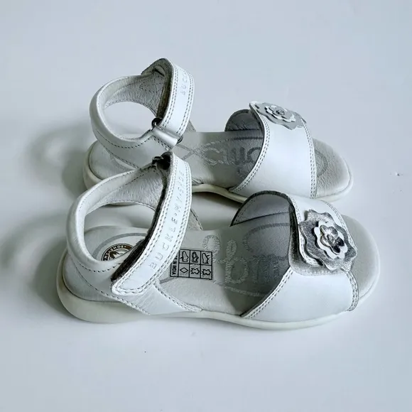 Buckle My Shoe Liris White Floral Embroidered Sandals Silver Leather London New