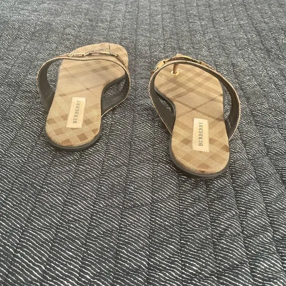Burberry Tan Sandals with Metal Logo and Textured Footbed