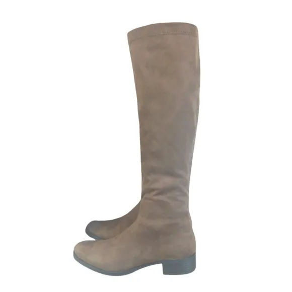 Bussola Brown Suede Knee High Boots Women's Tall Brown Boots size 6
