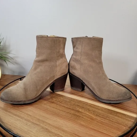 Bussola Riakiavik Distressed Burnished toes Suede Boots Size 35