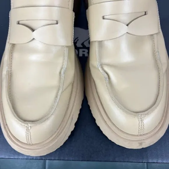 Camper Beige Walden Formal slip on loafers Mens size 41 US: 8 Womens: 9.5