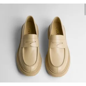 Camper Beige Walden Formal slip on loafers Mens size 41 US: 8 Womens: 9.5