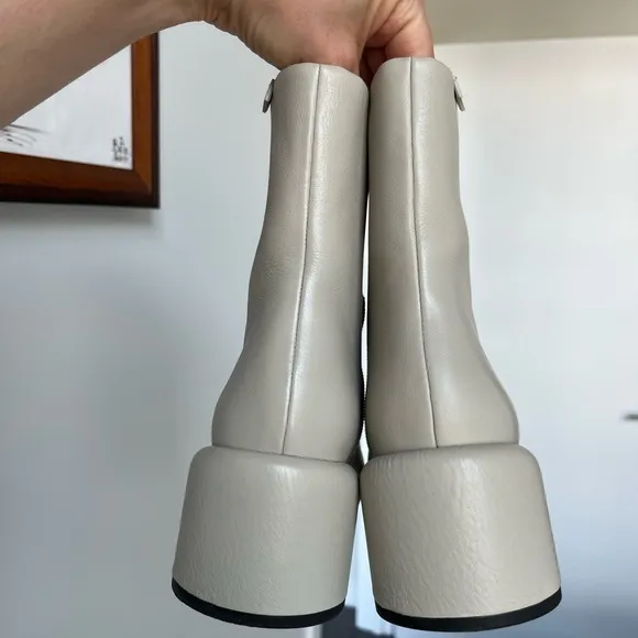 Camper Niki Ankle Boots