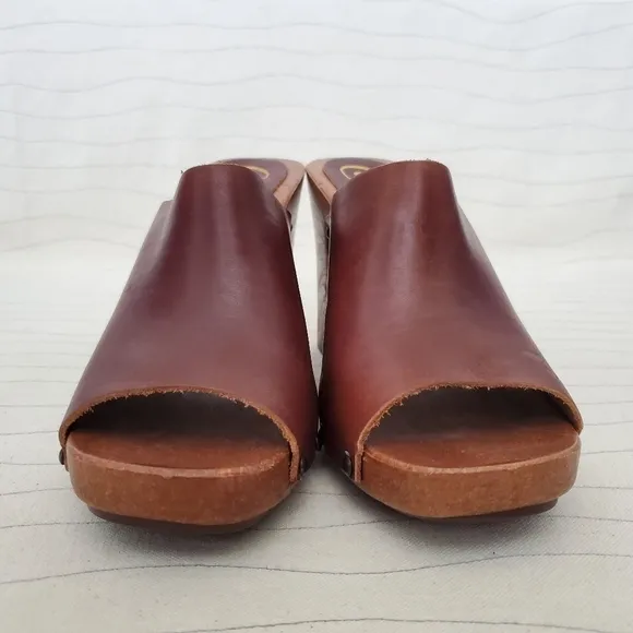 Candies Womens Original Wedge Sandals Heels Slides Brown Leather Size 8