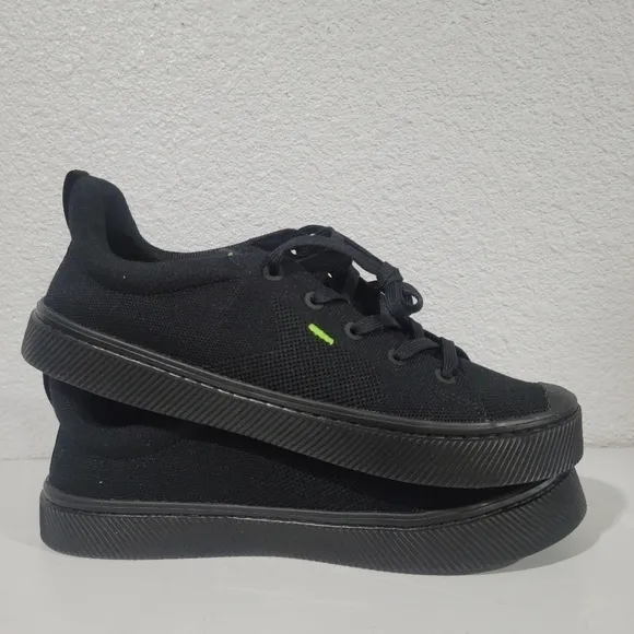 Cariuma IBI Low All Black Knit Sneaker NIB Unisex