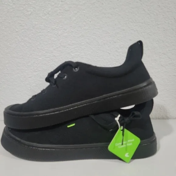 Cariuma IBI Low All Black Knit Sneaker NIB Unisex
