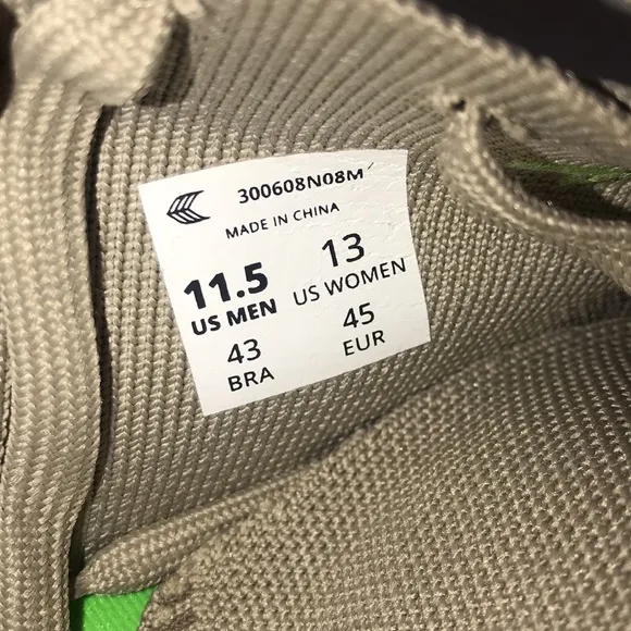 Cariuma IBI Low Sand Knit Sneakers size 11.5