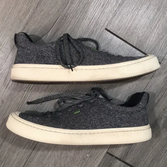 Cariuma Ibi Low Stone Grey Knit Sneaker MenS            size 12