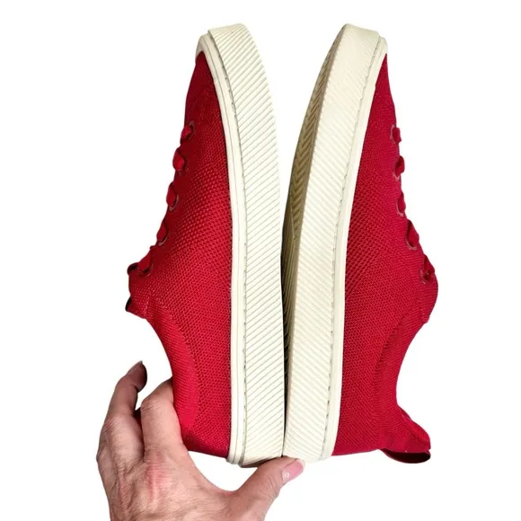 Cariuma Red Canvas Knit Low-Top Sneakers SZ 8.5 Men 10 women