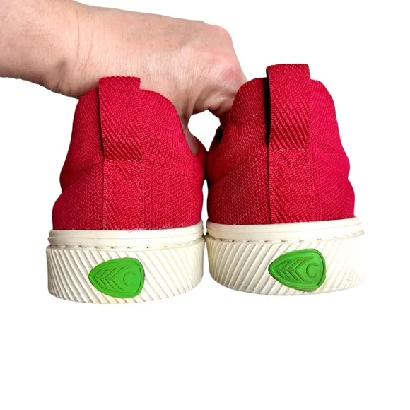 Cariuma Red Canvas Knit Low-Top Sneakers SZ 8.5 Men 10 women