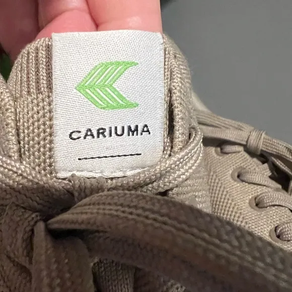 Cariuma Sand Knit IBI Low Sneakers
