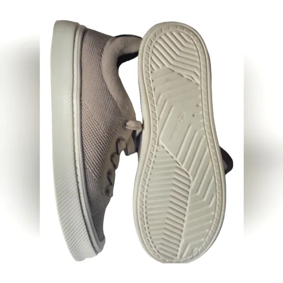 Cariuma Women's Low Top Vegan Beige Knit Sneakers Sz 5.5