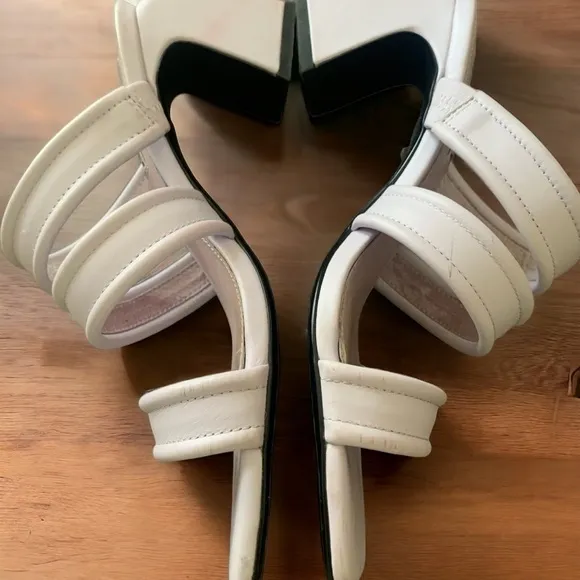 Caverley Size 39/9 Pale Lilac Louise Strappy Block Heel Square Toe