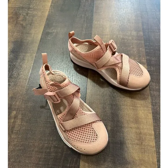 Chaco Women's Metallic Rose Odyssey Sandals Size 7