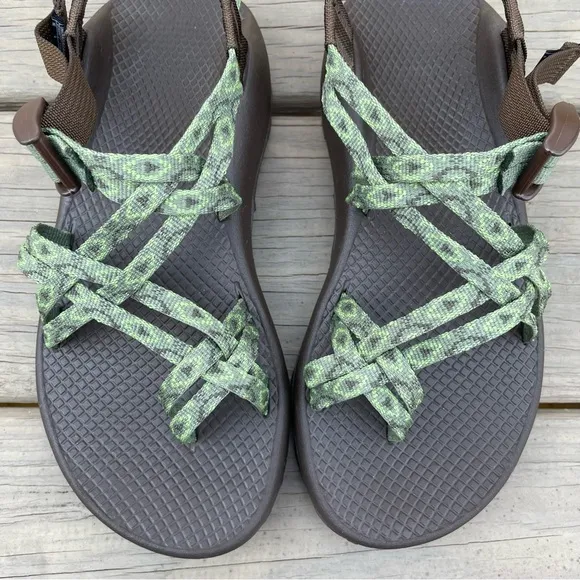 Chaco ZX2 Unaweep Crop Circles Sandals size 8