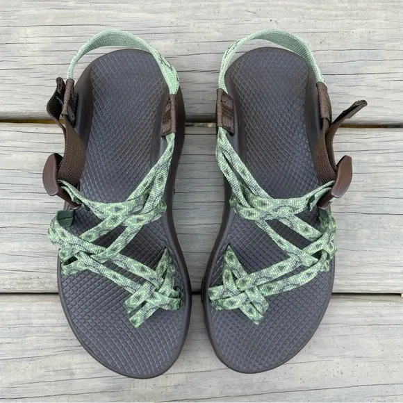 Chaco ZX2 Unaweep Crop Circles Sandals size 8