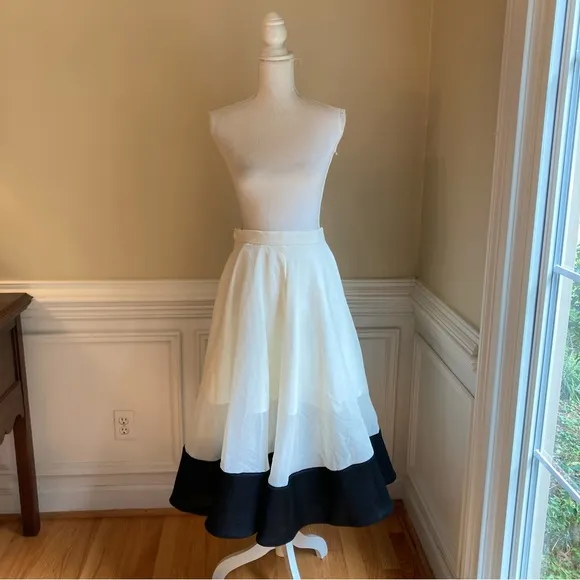 CHICWISH Swing in the Breeze Cream Black Colorblock Full Circle Skirt NWT