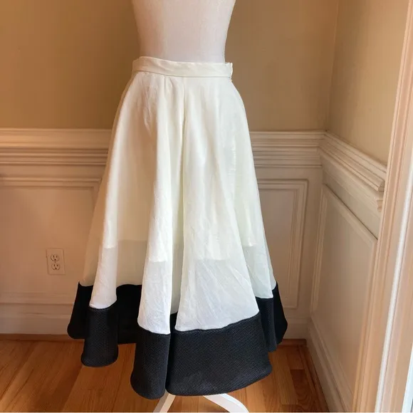CHICWISH Swing in the Breeze Cream Black Colorblock Full Circle Skirt NWT