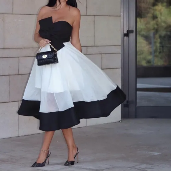 CHICWISH Swing in the Breeze Cream Black Colorblock Full Circle Skirt NWT