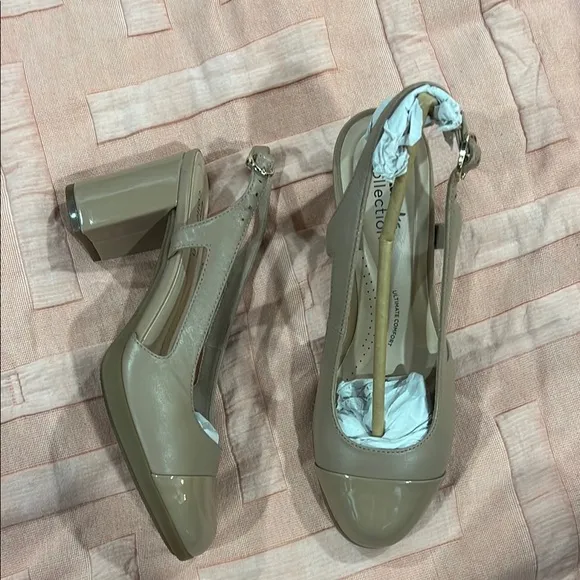 Clark’s Bayla Joy Beige Leather Block Slingback Heel