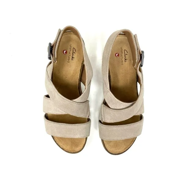 Clarks Lizby Cross Platform Sandals Sand Suede