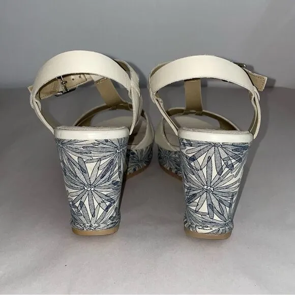 Clarks Narrative Adesha River Leather T Bar Wedge Sandals NWOT Womens Size 9.5