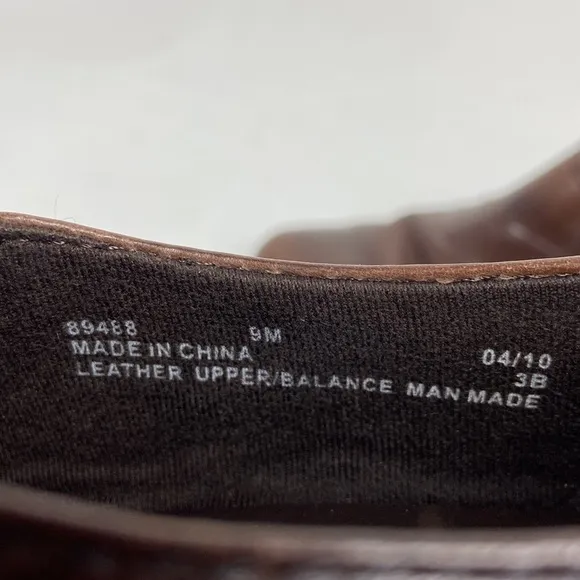 Clarks Partridge Brown Leather Pleated Detailing Slip On SZ 9 Loafer Pumps