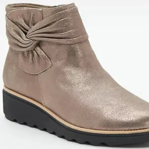 Clarks Sharon Salon Boots- Pewter Metallic- Size 7 M- NIB
