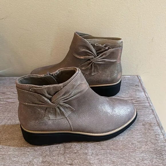 Clarks Sharon Salon Boots- Pewter Metallic- Size 7 M- NIB