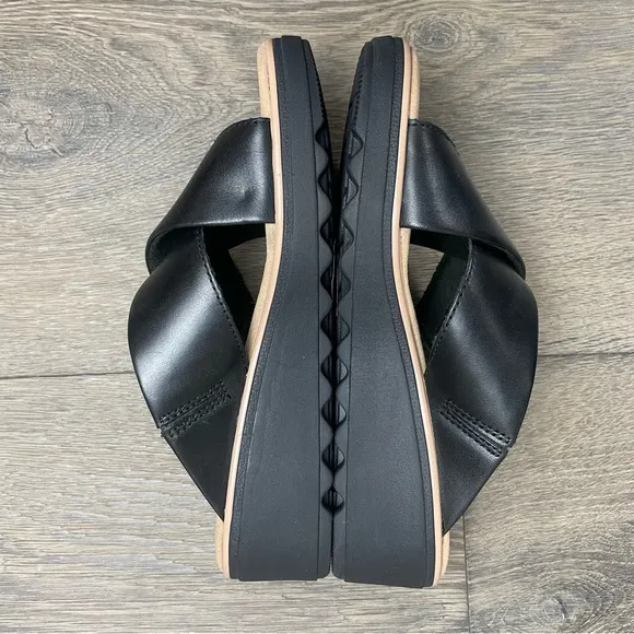 Clarks Womens Jillian Gem Faux Leather Slip On Wedge Sandals  size 6M