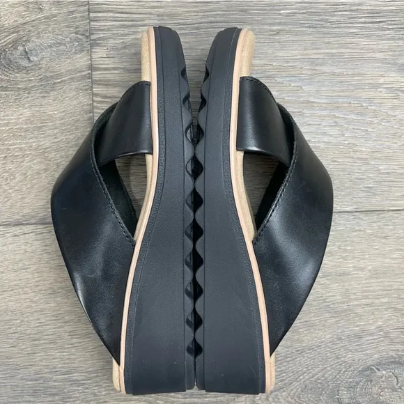 Clarks Womens Jillian Gem Faux Leather Slip On Wedge Sandals  size 6M
