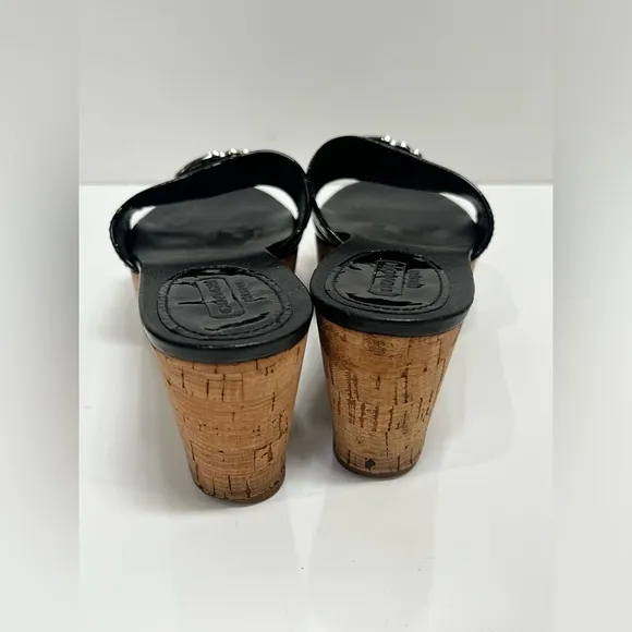 COACH Black‎ patent leather platform slides size 6.