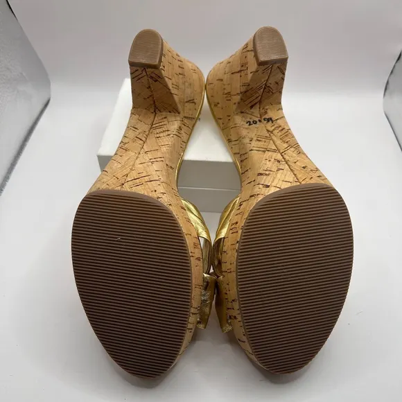 Coach Gold heels NWOB cork 9