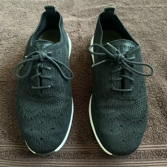 Coke Haan Women’s 2.Zerogrand Stitchlite Wingtip Oxford Sneaker Black - Size 6B