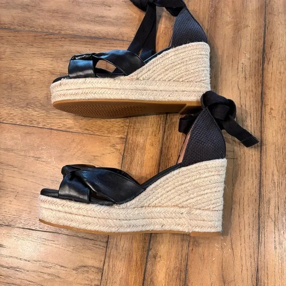 Cole Haan Cloudfeel Hampton Sandals in Black, size 8, Summer Chic Boho Staple
