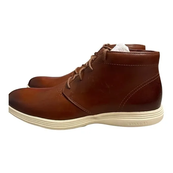 Cole Haan Mens Grand Tour sz 8 M Chukka Boots Woodbury and Ivory Soles NWOB