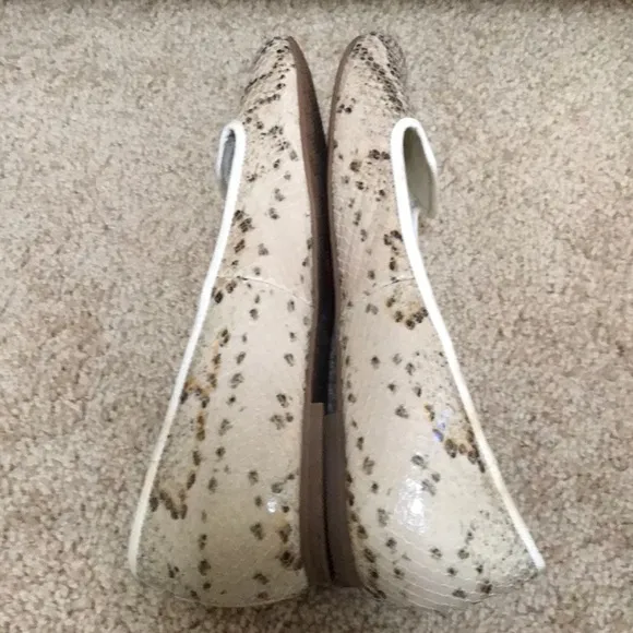 Cole Haan /Nike air size 7B faux snakeskin flats