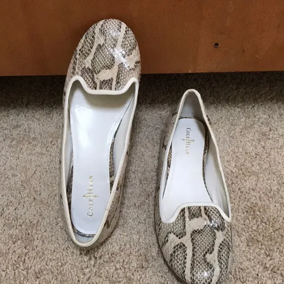 Cole Haan /Nike air size 7B faux snakeskin flats